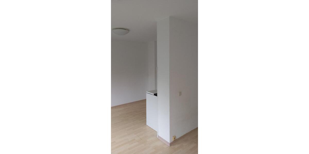 Hochparterre Saarbrücken Eschberg - 1 Zimmer, 24 m&sup2;, 370&euro; | Angebot:24832184