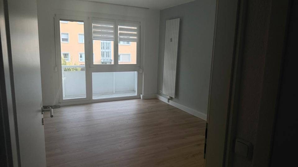 3 Raum Etagenwohnung in Hohenmölsen,