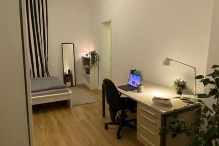 Wohnen auf Zeit Braunschweig Lehndorf-Watenbüttel - 1 Zimmer, 18 m&sup2;, 250&euro; | Angebot:24980405