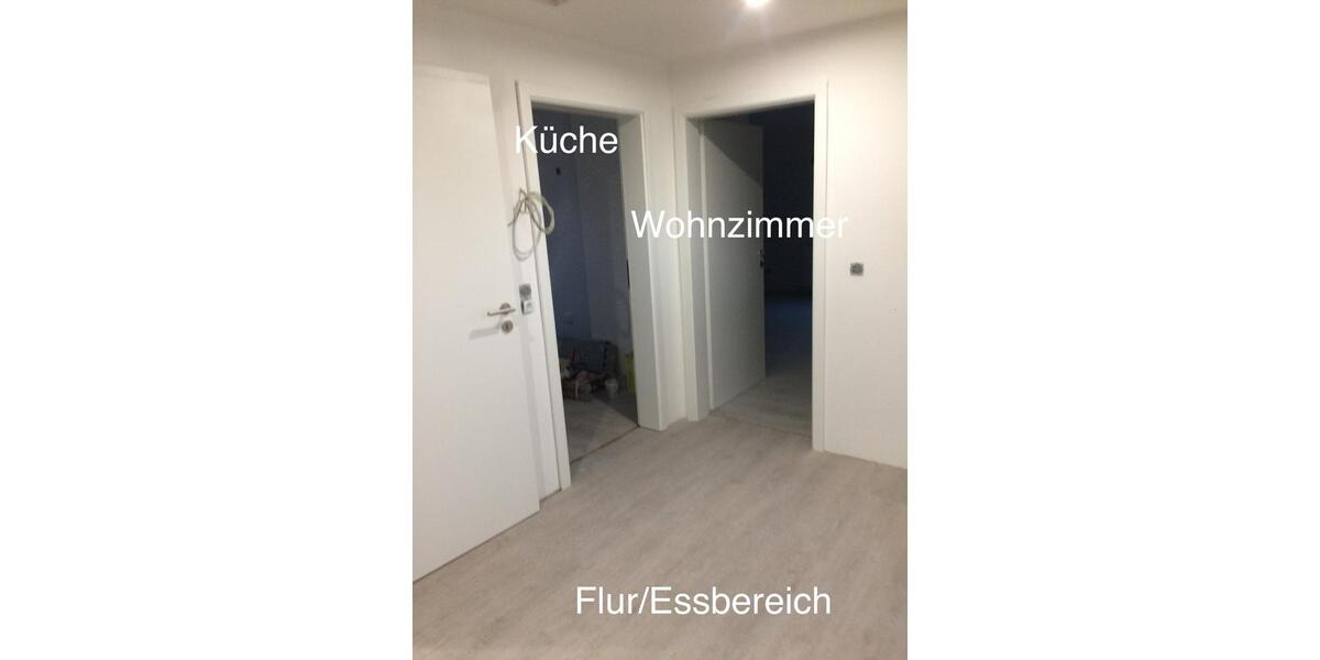 Dachgeschoßwohnung Holzminden - 2.5 Zimmer, 73 m&sup2;, 400&euro; | Angebot:26387254