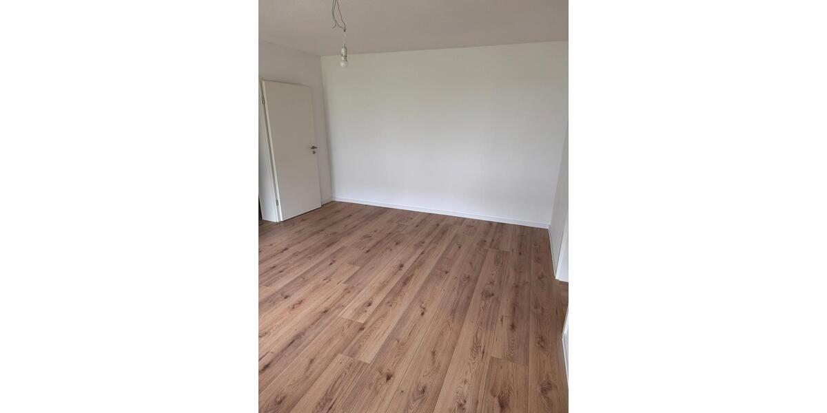 Etagenwohnung Blomberg - 4 Zimmer, 81 m&sup2;, 620&euro; | Angebot:25170769
