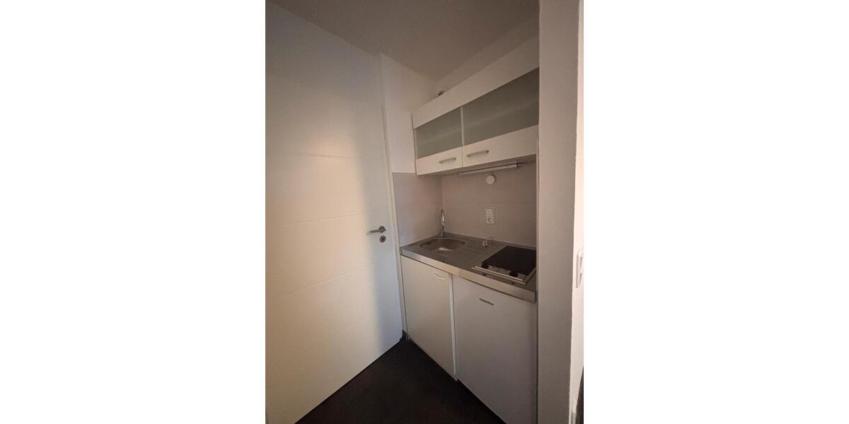 Etagenwohnung Sandhausen - 1 Zimmer, 18 m&sup2;, 640&euro; | Angebot:26613959