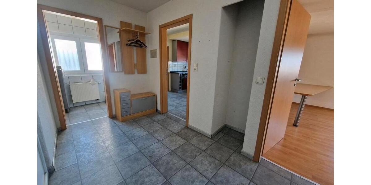 Etagenwohnung Bretten - 4 Zimmer, 95 m&sup2;, 950&euro; | Angebot:26677331