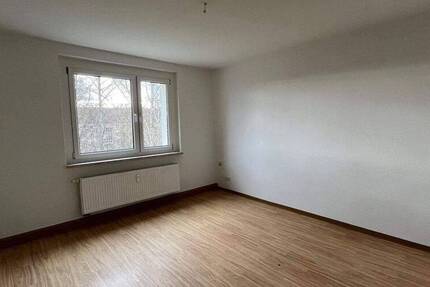 Wohnung Zwickau Marienthal - 3 Zimmer, 56 m&sup2;, 249&euro; | Angebot:26834773