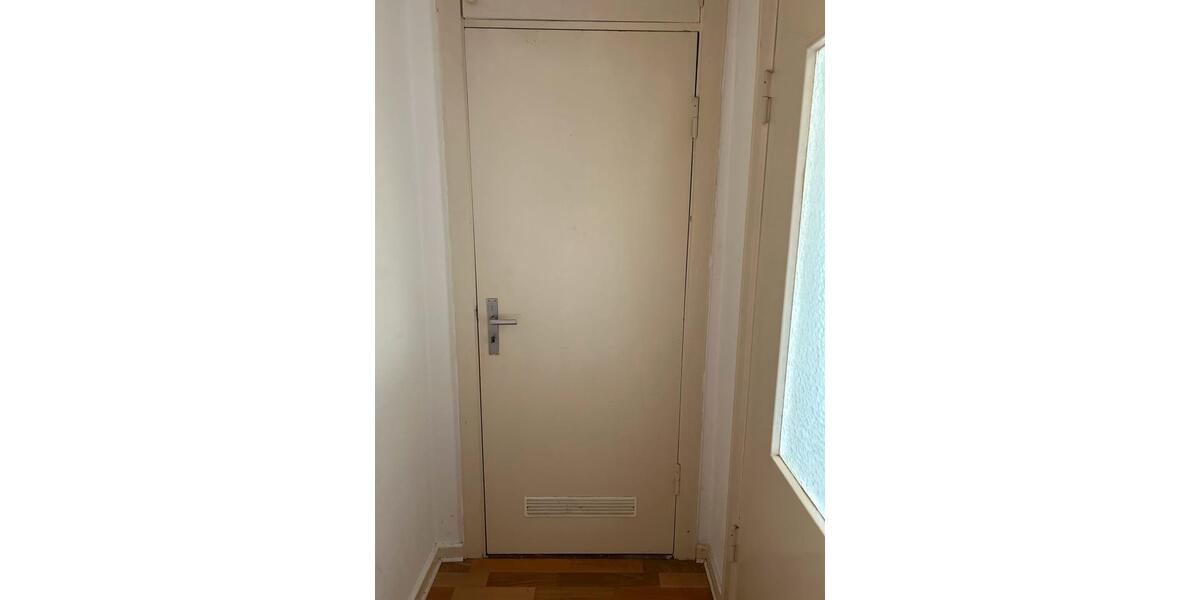 Etagenwohnung Kiel Neumühlen-Dietrichsdorf - 1 Zimmer, 32 m&sup2;, 385&euro; | Angebot:26622529