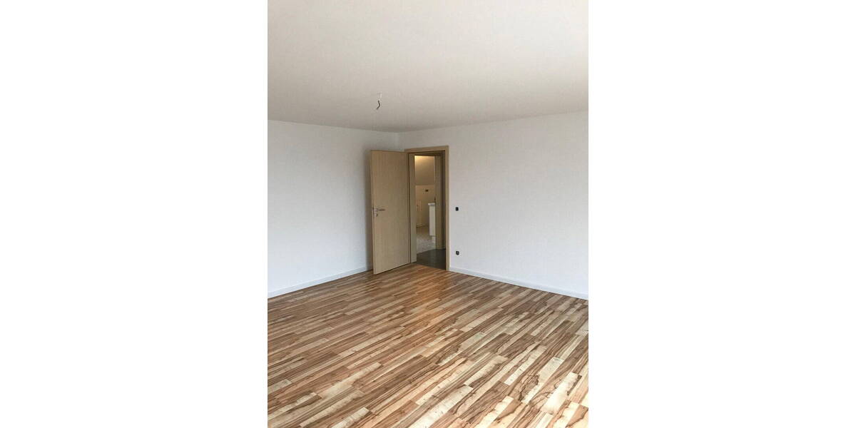 Etagenwohnung Rödermark Ober-Roden - 2 Zimmer, 80 m&sup2;, 880&euro; | Angebot:25996666