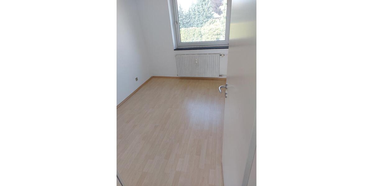 Etagenwohnung Danndorf - 4 Zimmer, 92 m&sup2;, 600&euro; | Angebot:26482102