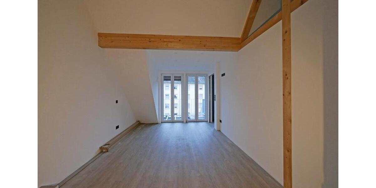 Dachgeschoßwohnung Trier - 2 Zimmer, 80 m&sup2;, 1.550&euro; | Angebot:24473757