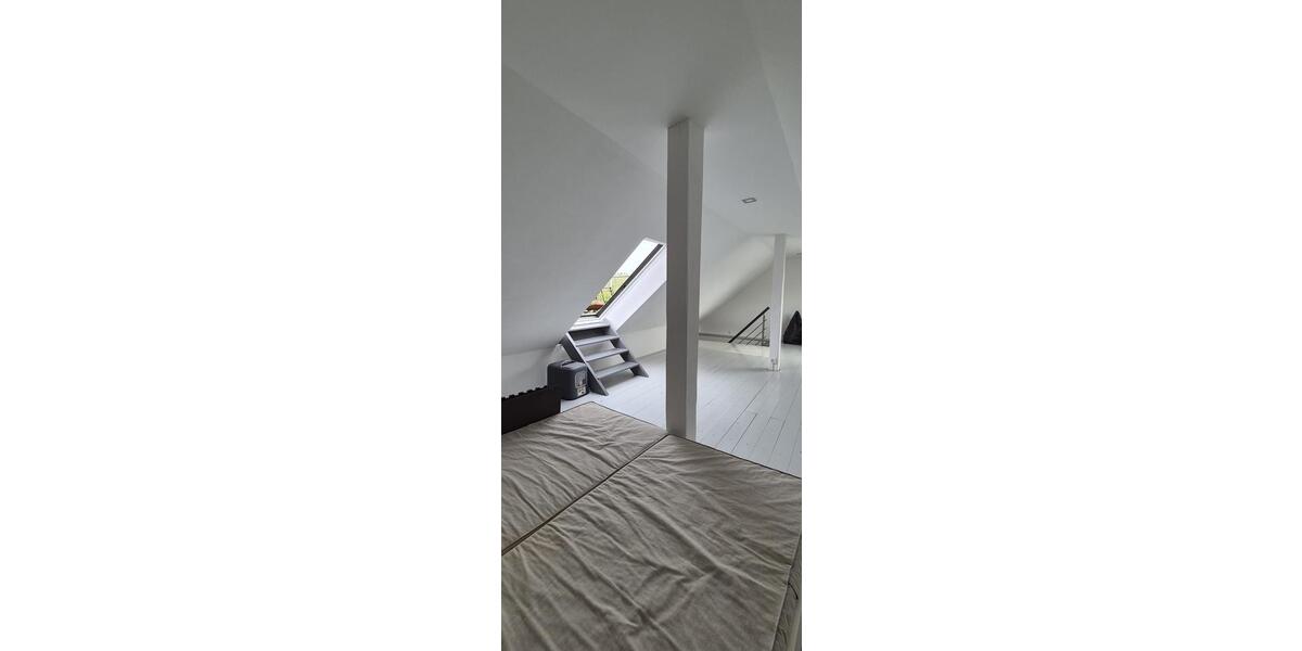 Maisonettenwohnung Krefeld Gellep-Stratum - 3.5 Zimmer, 125 m&sup2;, 1.355&euro; | Angebot:26456160