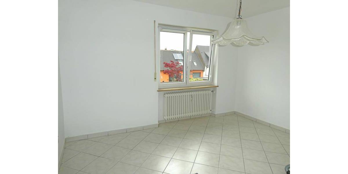 Etagenwohnung Nürnberg Werderau - 3 Zimmer, 85 m&sup2;, 880&euro; | Angebot:26486971
