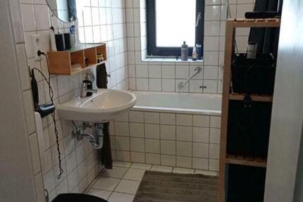 Wohnung Mönchengladbach Süd - 2 Zimmer, 55 m&sup2;, 870&euro; | Angebot:26652896