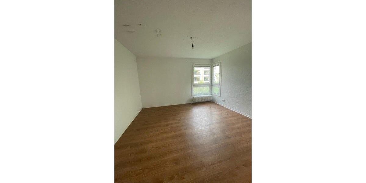 Etagenwohnung Esslingen am Neckar Pliensauvorstadt - 4 Zimmer, 92 m&sup2;, 1.121&euro; | Angebot:25491532