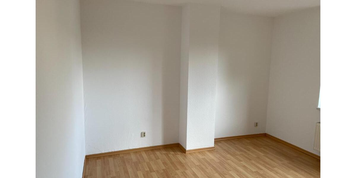 Dachgeschoßwohnung Altenburg - 2 Zimmer, 67 m&sup2;, 390&euro; | Angebot:23247617