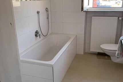 Geräumige 3-Zimmer-Wohnung im 1. OG (ohne Balkon, Terrasse optional) 3 zimmer