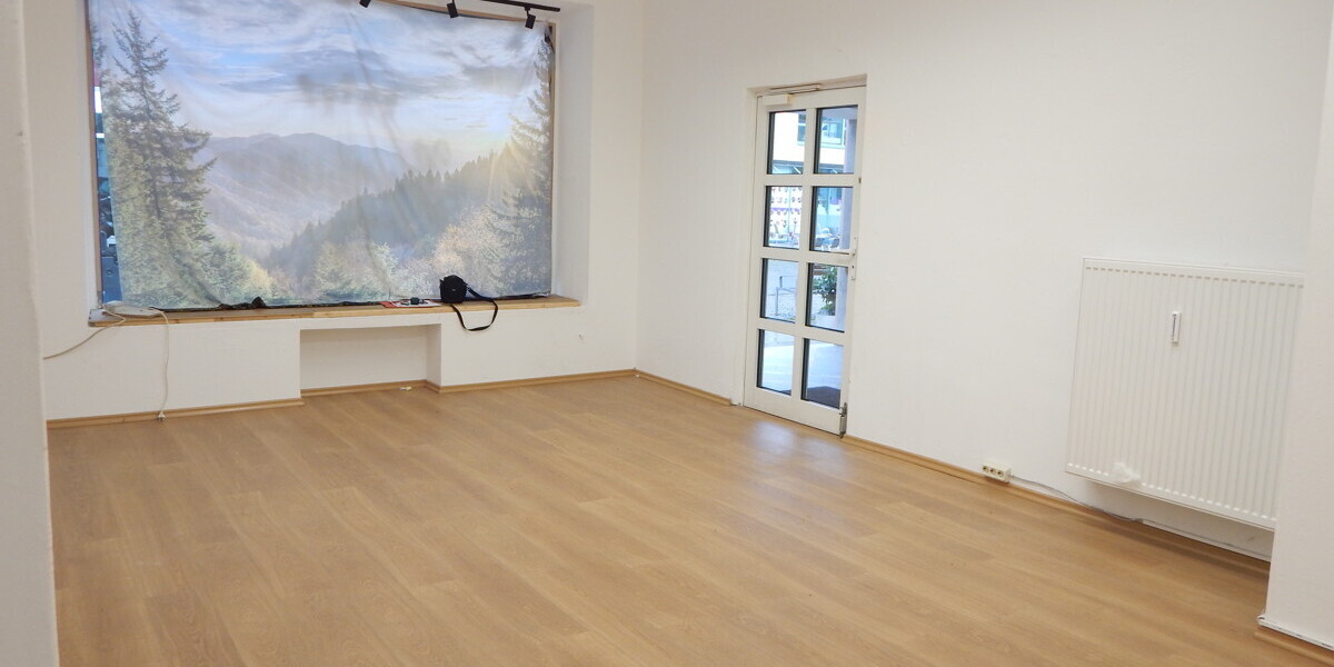 Gewerbefläche zentral in der Freilassinger Fußgängerzone - frei ab sofort. zimmer