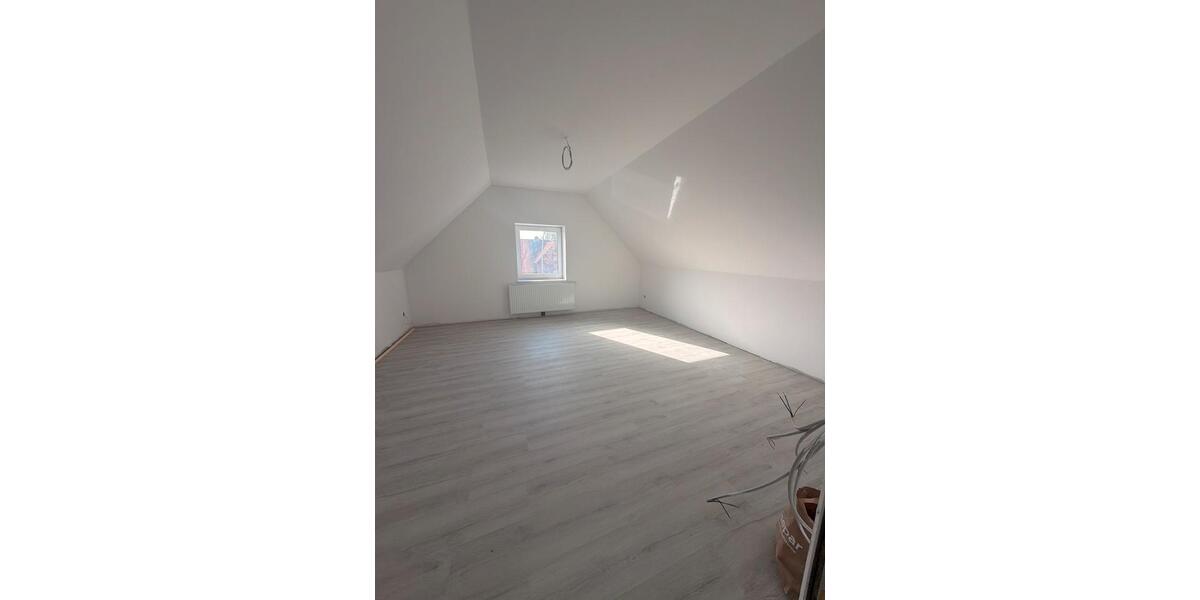 Etagenwohnung Dörverden - 5 Zimmer, 130 m&sup2;, 1.400&euro; | Angebot:26698534