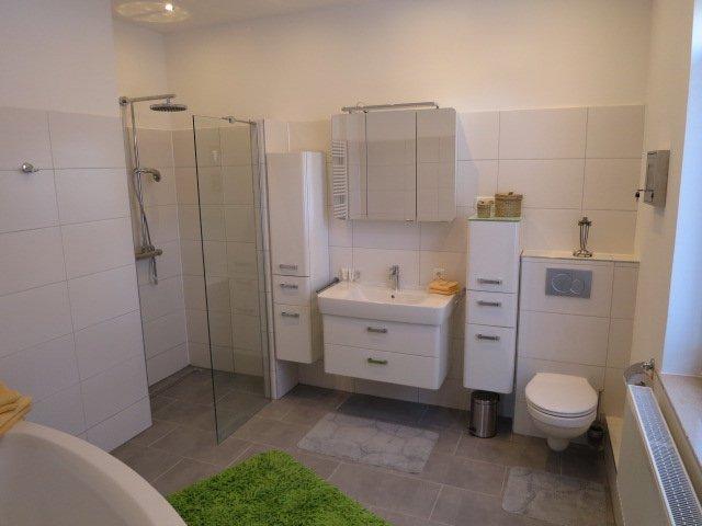 Etagenwohnung Jembke - 2.5 Zimmer, 117 m&sup2;, 950&euro; | Angebot:26019370