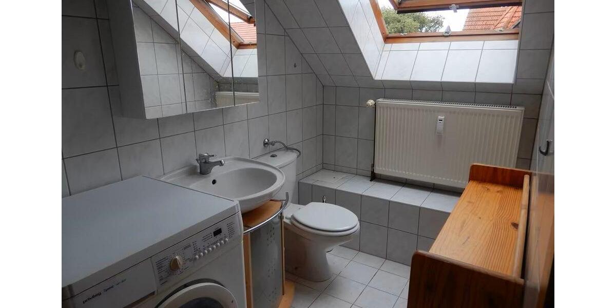 Dachgeschoßwohnung Stendal - 1 Zimmer, 30 m&sup2;, 320&euro; | Angebot:26512809