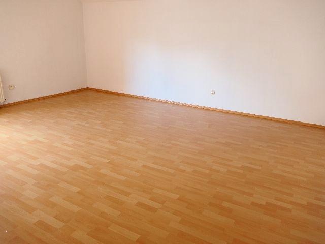 Etagenwohnung Lügde - 4 Zimmer, 95 m&sup2;, 415&euro; | Angebot:22714286