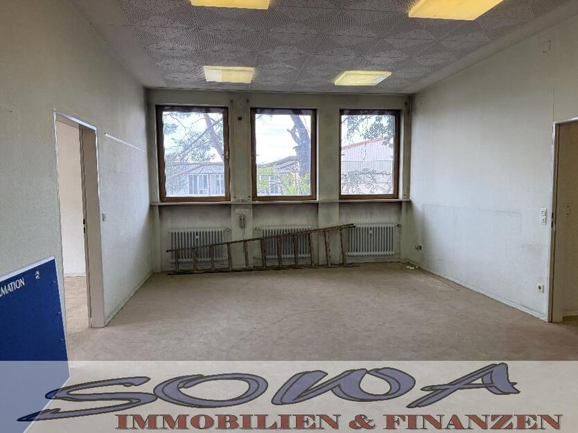 Wohnhaus mit Innenpool und Sauna in einer guten Lage in Gaimersheim, mit Gewerbefläche - Ein Objekt von Ihrem Immobilienpartner SOWA Immobilien und Finanzen 1 zimmer