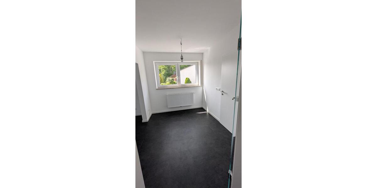 Dachgeschoßwohnung Amberg - 2 Zimmer, 60 m&sup2;, 860&euro; | Angebot:26624099