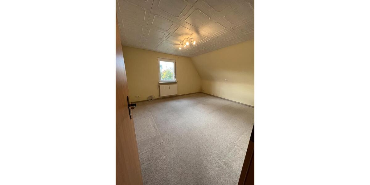 Etagenwohnung Blumberg - 3 Zimmer, 67 m&sup2;, 700&euro; | Angebot:26447039