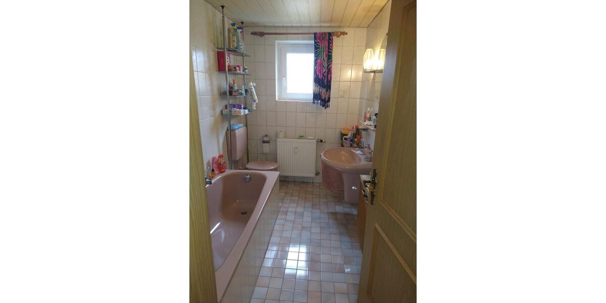 Erdgeschoßwohnung Hinterschmiding - 5 Zimmer, 120 m&sup2;, 700&euro; | Angebot:25992282