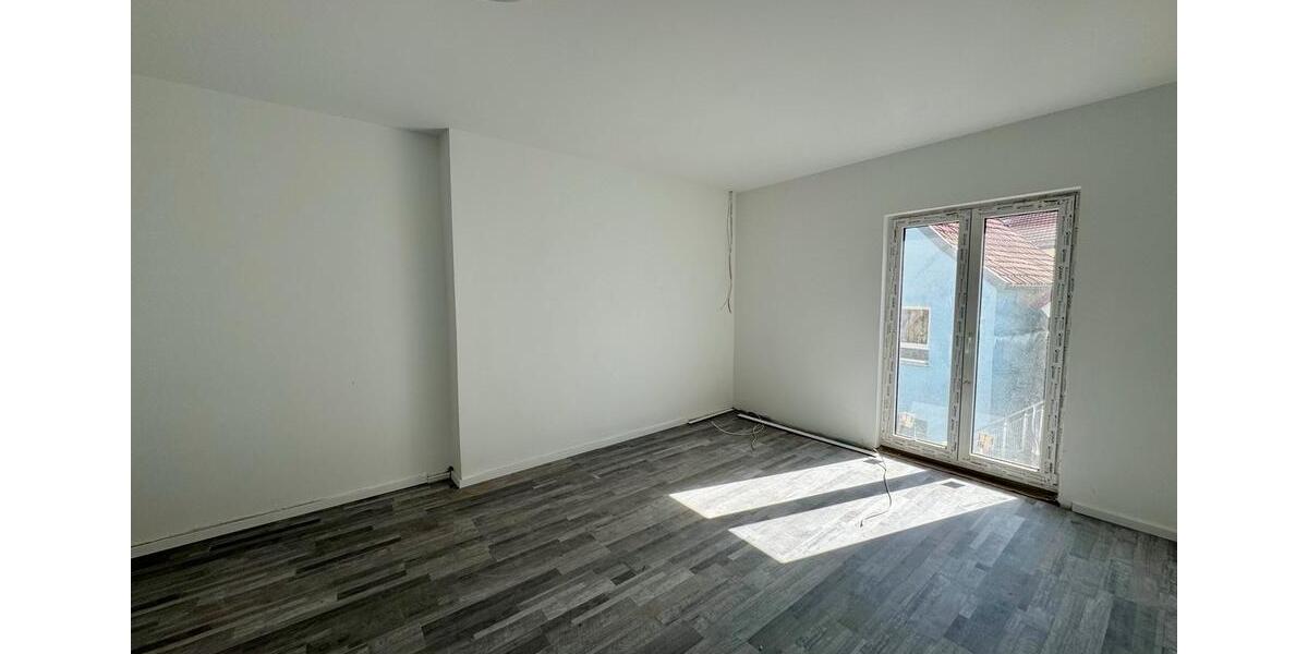 Etagenwohnung Minden - 2 Zimmer, 74 m&sup2;, 765&euro; | Angebot:26446423