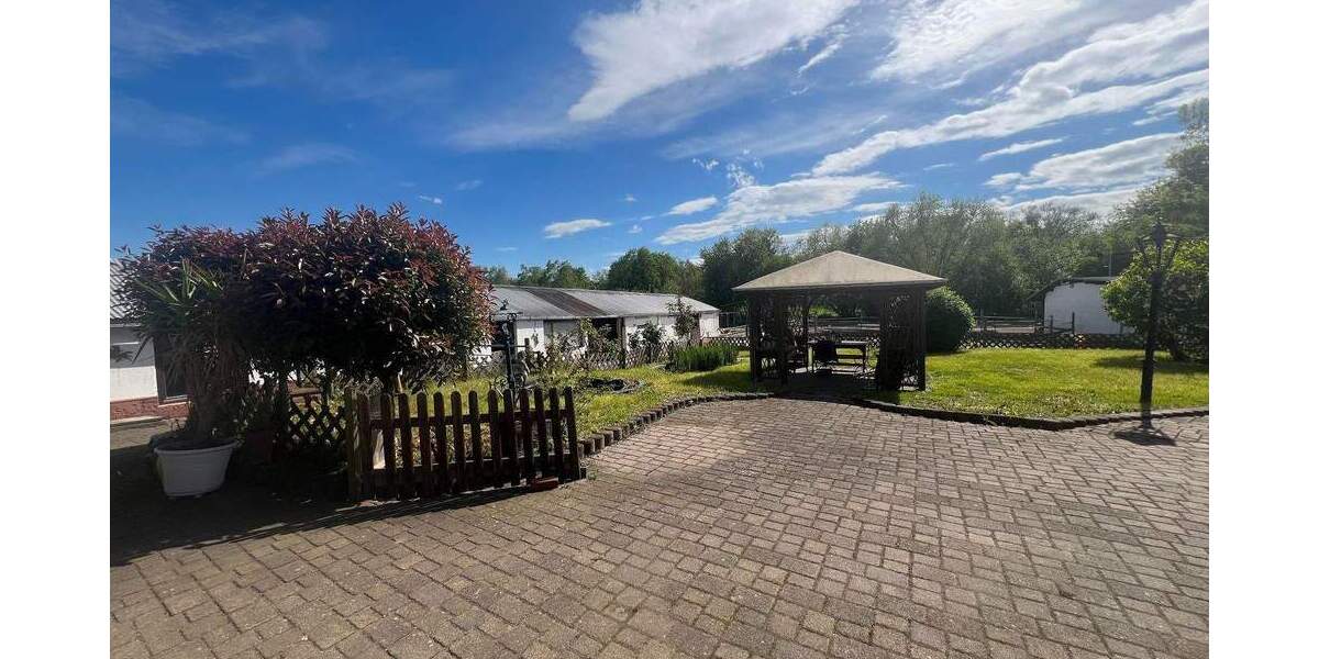 Einfamilienhaus Wiesbaden Biebrich - 1 Zimmer, 290 m&sup2;, 4.500&euro; | Angebot:25912529