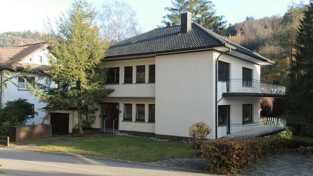 Terrassenwohnung Bad Herrenalb Herrenalb - 4 Zimmer, 130 m&sup2;, 1.295&euro; | Angebot:26877567