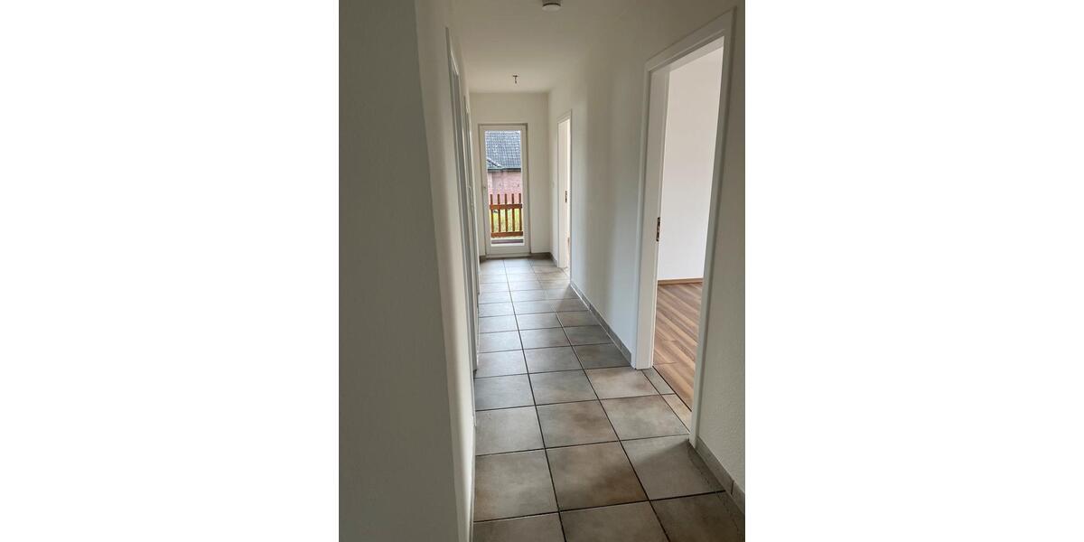 Etagenwohnung Seevetal Hagolt - 3 Zimmer, 87 m&sup2;, 1.100&euro; | Angebot:24933802