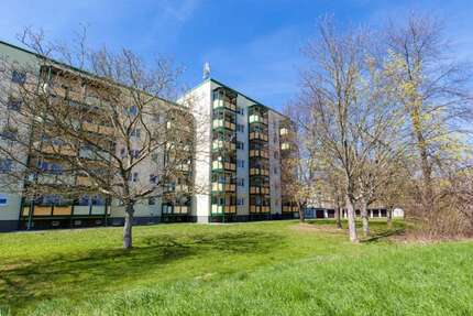 Wohnung zum Mieten in Altenburg 430 € 65.08 m² 2 zimmer