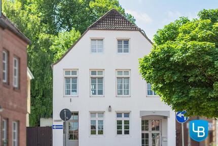 Großzügige und vielseitig nutzbare Gewerbeeinheit im Altbau zimmer