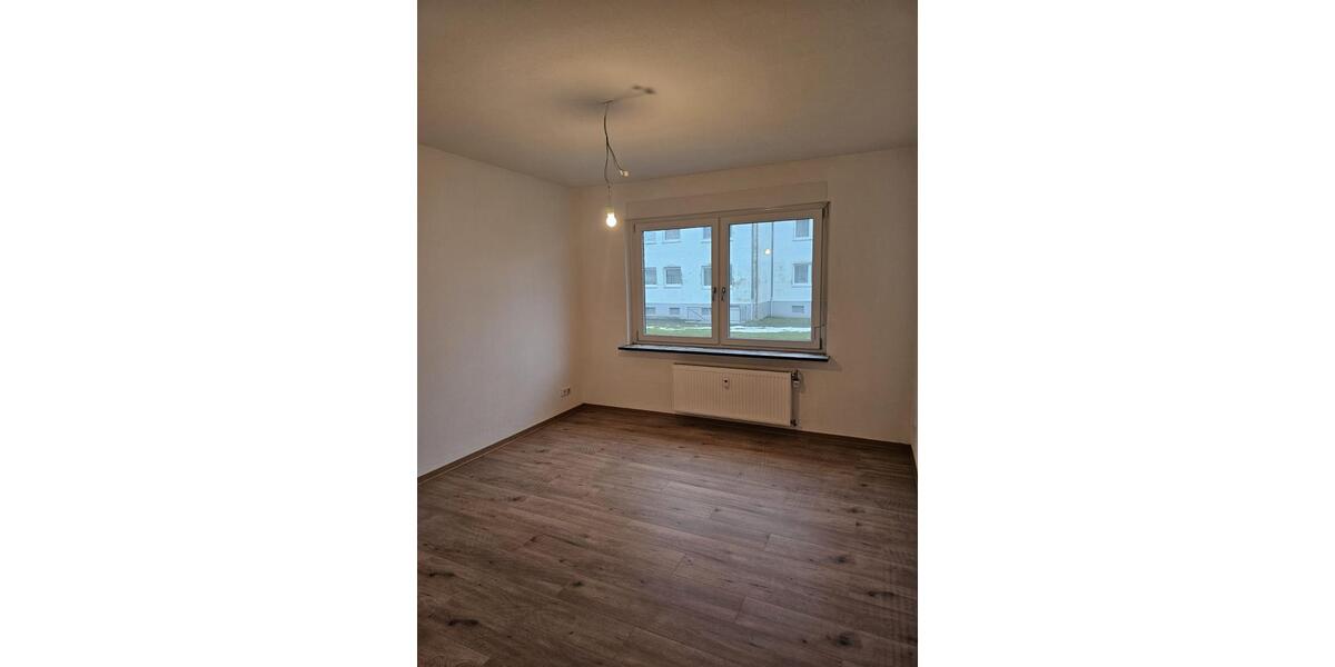 Erdgeschoßwohnung Marsberg - 4 Zimmer, 89 m&sup2;, 600&euro; | Angebot:24976939