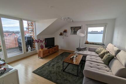 4-Zi-Whg, DG, NU Zentr., 91m², Balkon, Parkett - ab 1.3. o früher 4 zimmer