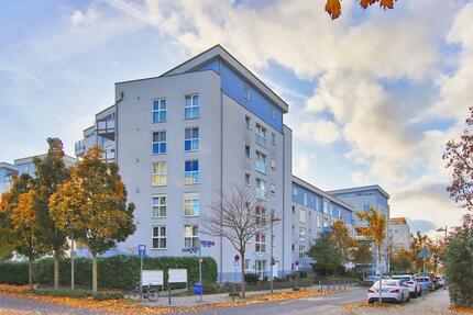 möblierte 2 ZKBB* 5.OG* Aufzug* el. Rolläden* EBK* TG* Westbalkon* Frankfurt-Am Rebstockpark