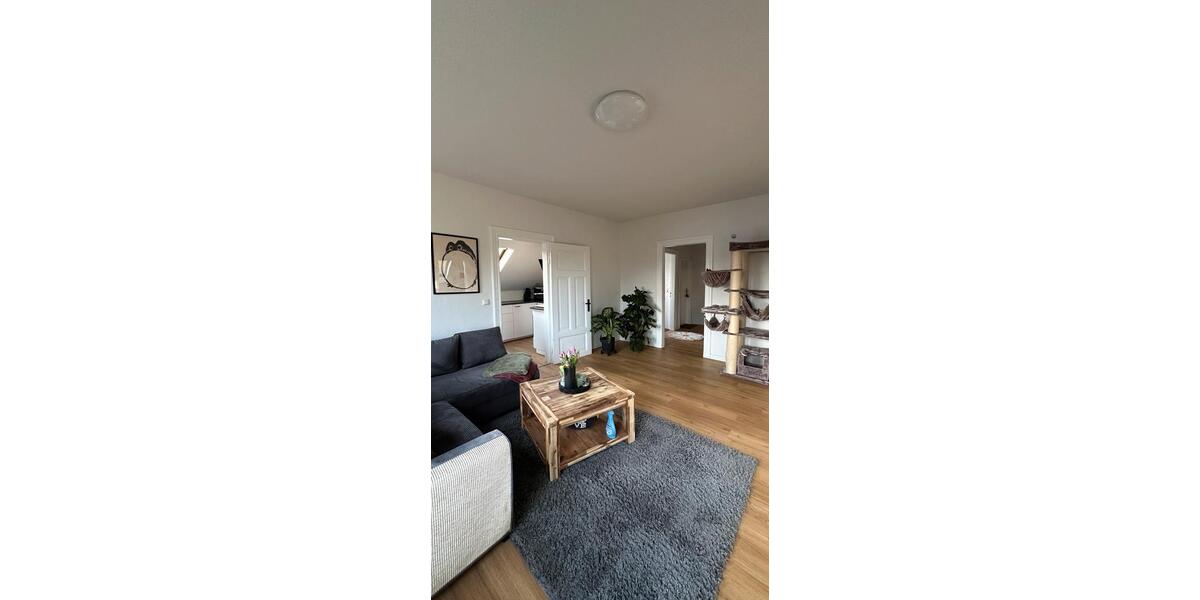 Dachgeschoßwohnung Neumünster Brachenfeld/Ruthenberg - 3 Zimmer, 70 m&sup2;, 755&euro; | Angebot:24608901