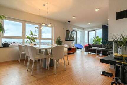 Wohnung Augsburg Haunstetten-Siebenbrunn - 4 Zimmer, 152 m&sup2;, 2.500&euro; | Angebot:25096261