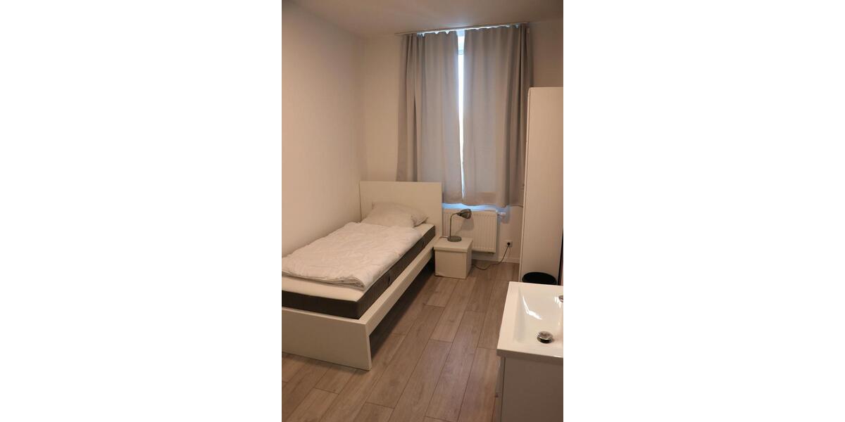 Wohnen auf Zeit Salzgitter Ortschaft Südost - 1 Zimmer, 14 m&sup2;, 350&euro; | Angebot:26001981