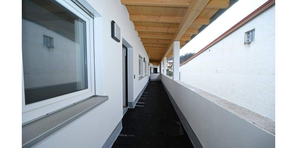 Etagenwohnung Seubersdorf - 4 Zimmer, 111 m&sup2;, 1.175&euro; | Angebot:25683097