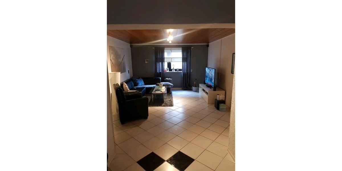 Etagenwohnung Steinbach am Donnersberg - 3 Zimmer, 90 m&sup2;, 780&euro; | Angebot:24468619