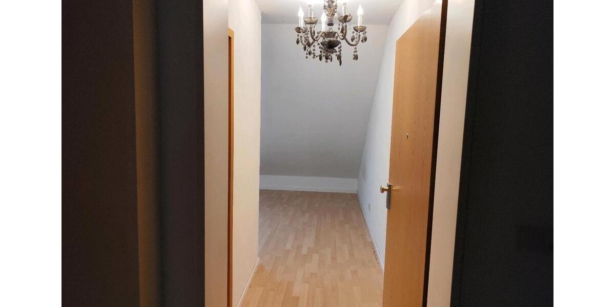 TOP-LAGE! 1-Zi DG-Whg Bayreuth Kreuz, inkl. Garage 1 zimmer