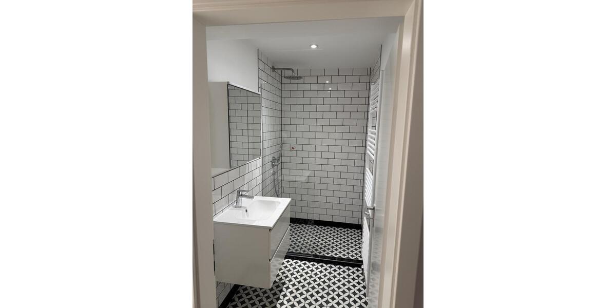 Erdgeschoßwohnung Stuttgart Stuttgart-Ost - 3 Zimmer, 73 m&sup2;, 1.314&euro; | Angebot:25933768