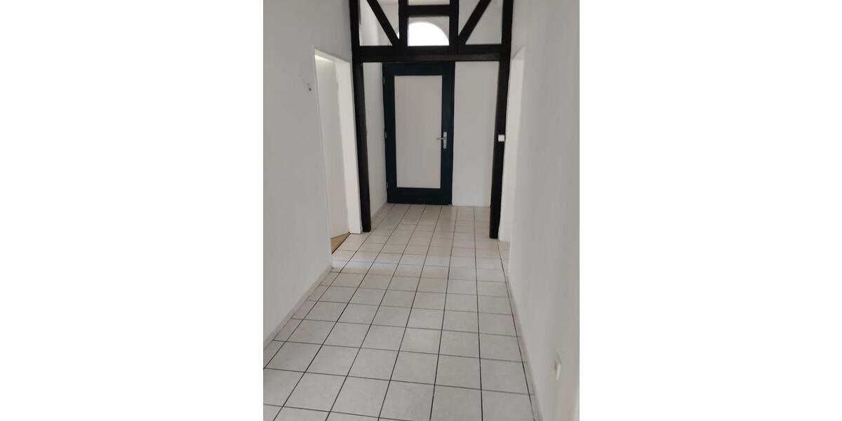 Etagenwohnung Holzminden - 4 Zimmer, 90 m&sup2;, 850&euro; | Angebot:25268098