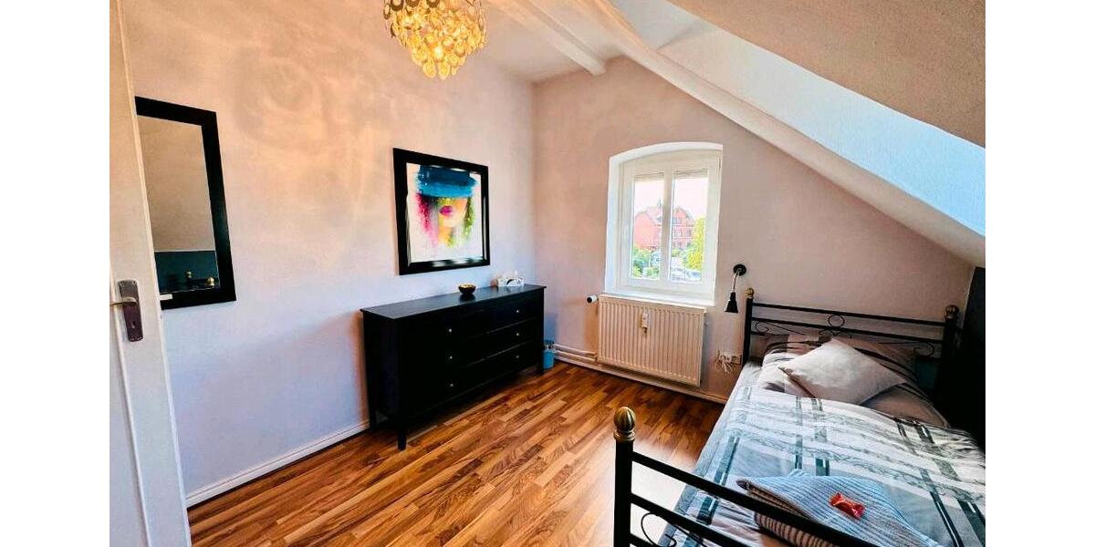 Wohnen auf Zeit Rinteln - 3 Zimmer, 86 m&sup2;, 450&euro; | Angebot:26302492