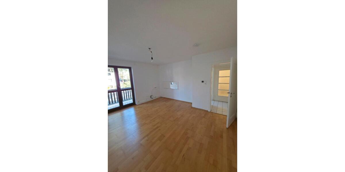 Etagenwohnung Darmstadt Bessungen - 2 Zimmer, 50 m&sup2;, 1.250&euro; | Angebot:25923511