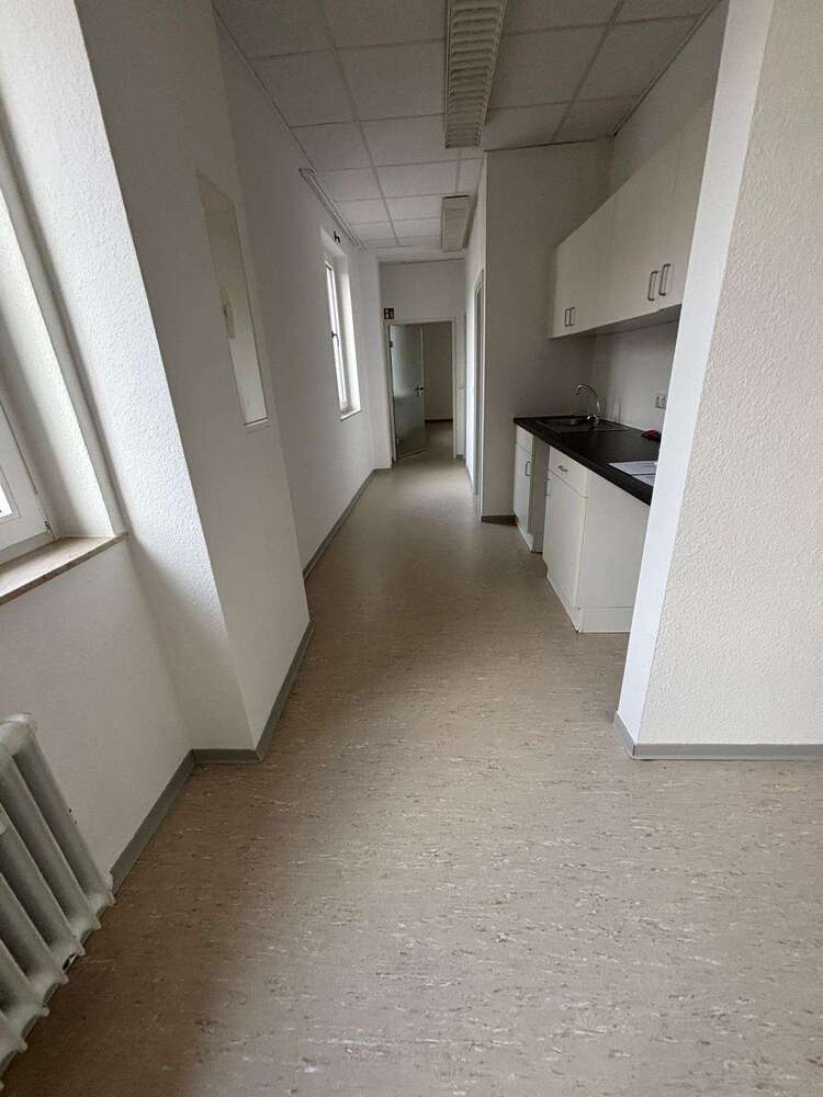 Büro in Düren 1.000 € 125 m²