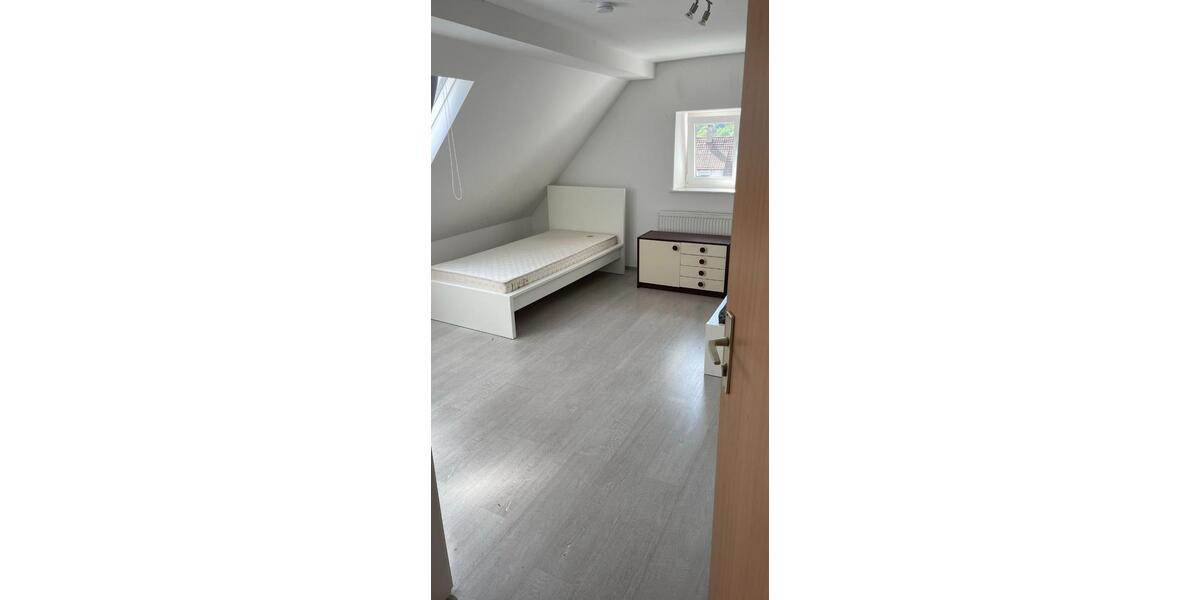 Möblierte Monteurwohnung und Einzelzimmer zu vermieten 5 zimmer