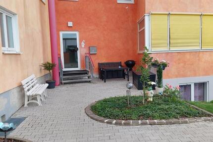 Wohnung Helle 3,5- Zimmer Wohnung + kleiner Wintergarten im WZ 3 zimmer