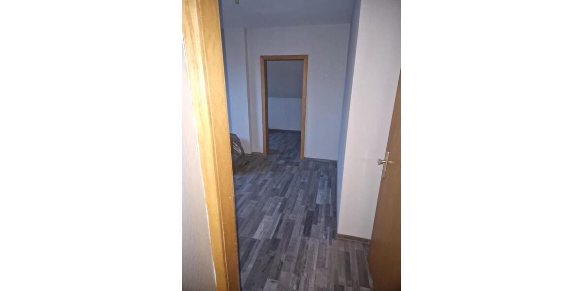 Etagenwohnung Medebach - 7 Zimmer, 156 m&sup2;, 800&euro; | Angebot:25922834